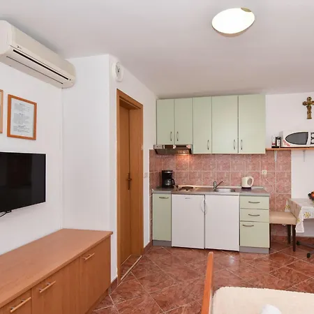 Ledinko 2 By Interhome Apartamento