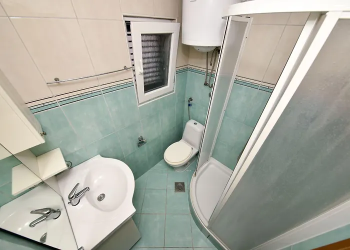 Ledinko 2 By Interhome *